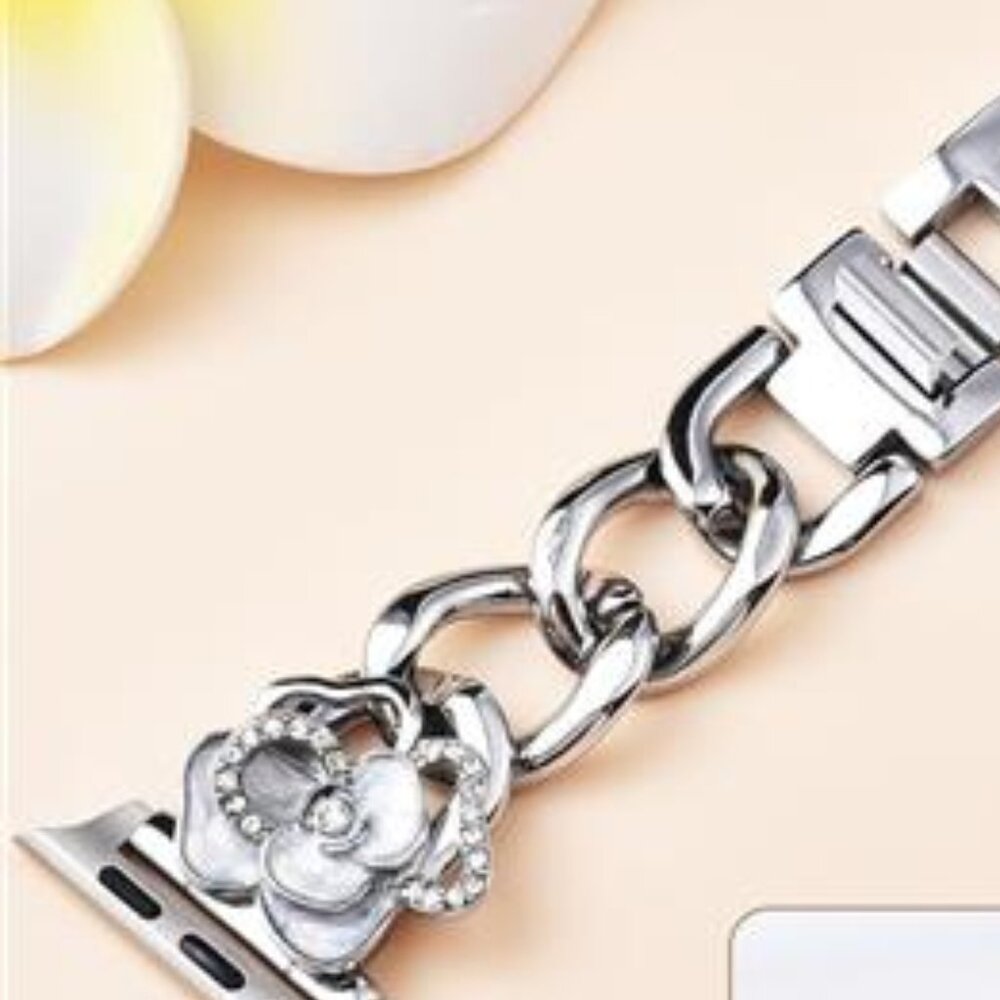 NEW Silver Floral Apple Watch band with Case - Picture 3 of 6